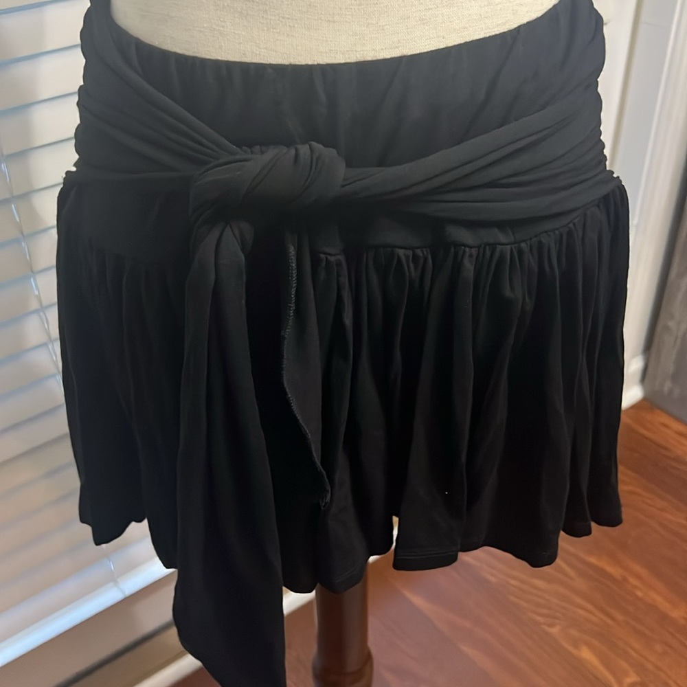 Vintage bebe Ruffled Skirt - Picture 2 of 7